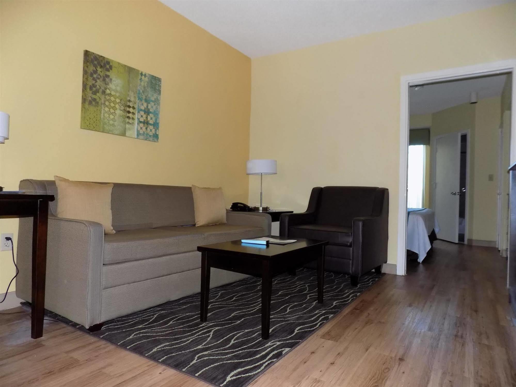 Western Deerfield Hotel&suites 3*